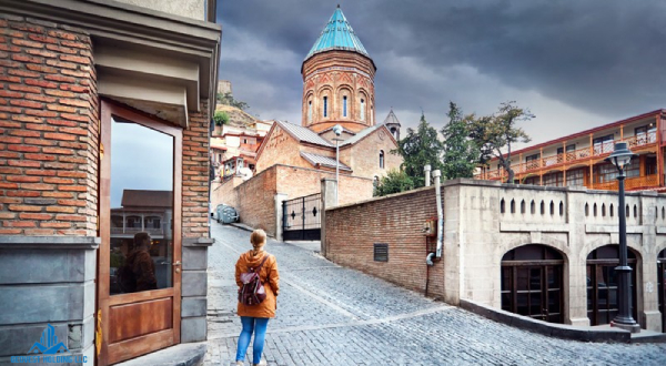 قدم زدن در شهر قدیم تفلیس؛ سفر به گذشته